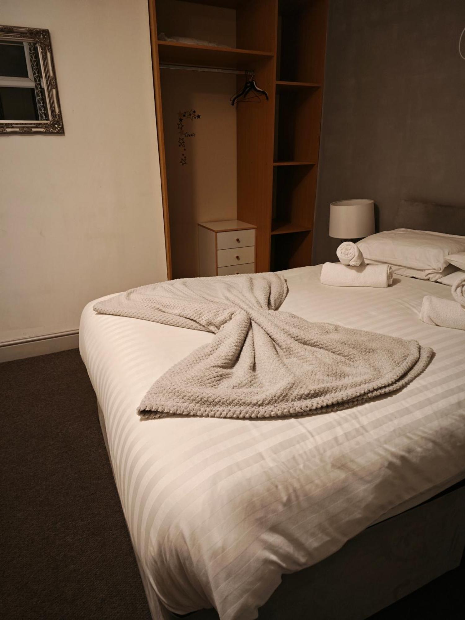 The Fountain Hotel Tuxford Extérieur photo